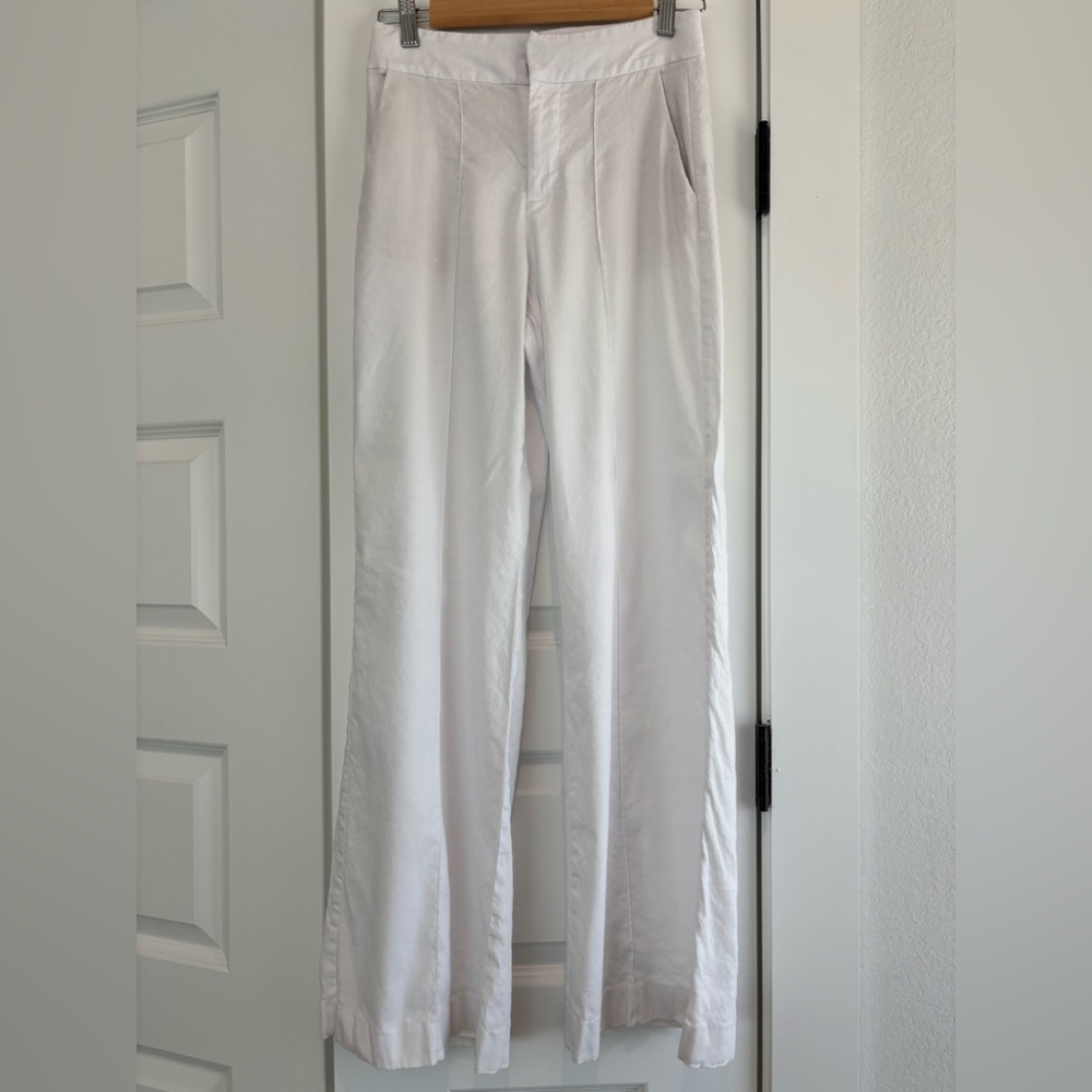 Alice and Olivia White Linen Pants 0
